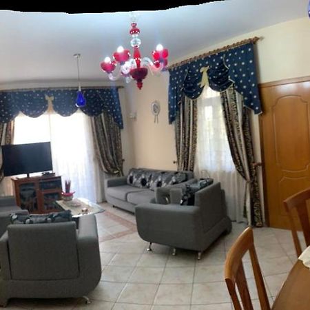 Christina'S House With 2 Bedrooms And Free Parking Gjirokastër 外观 照片